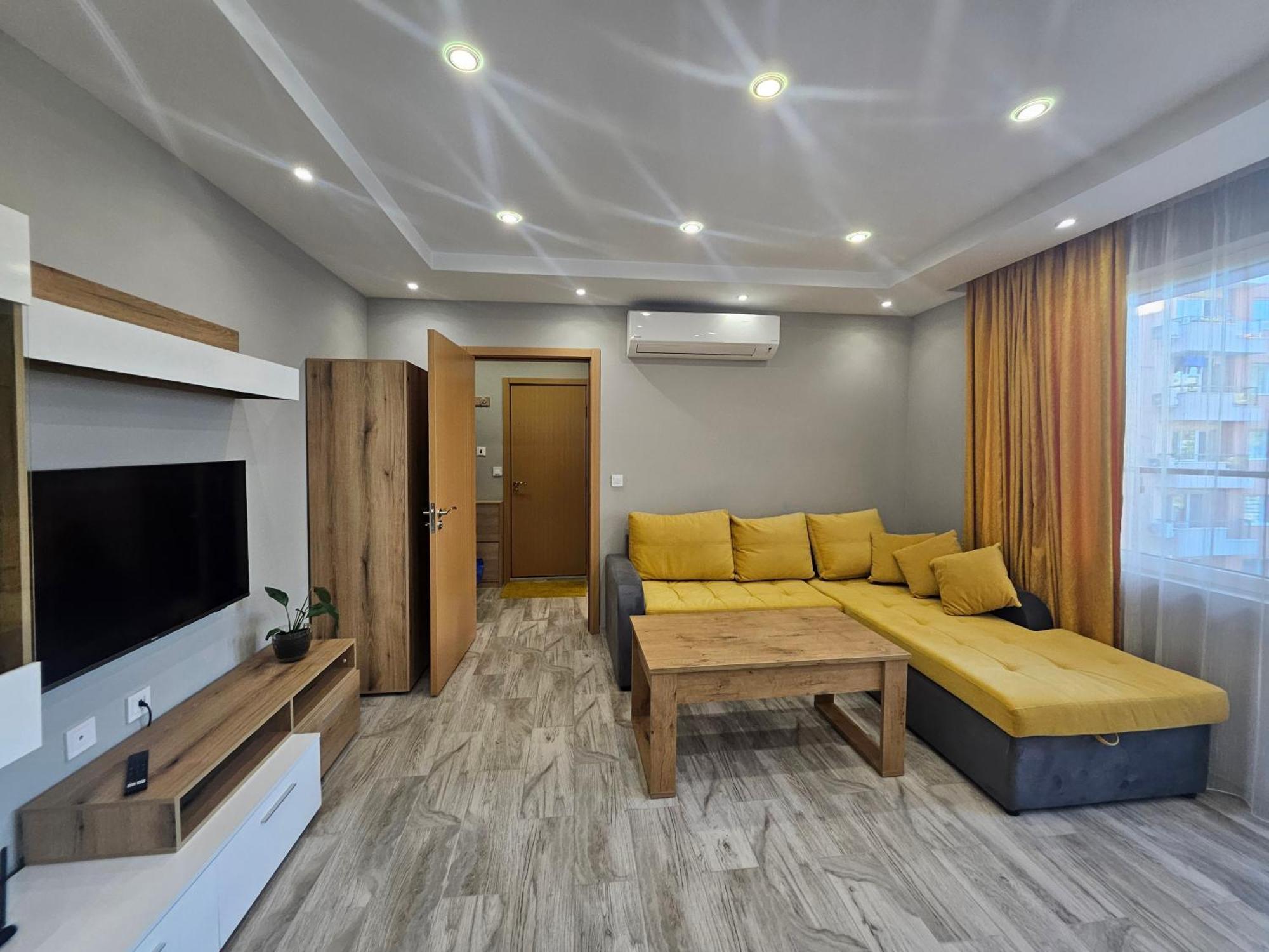 Apartment Plovdiv Esterno foto