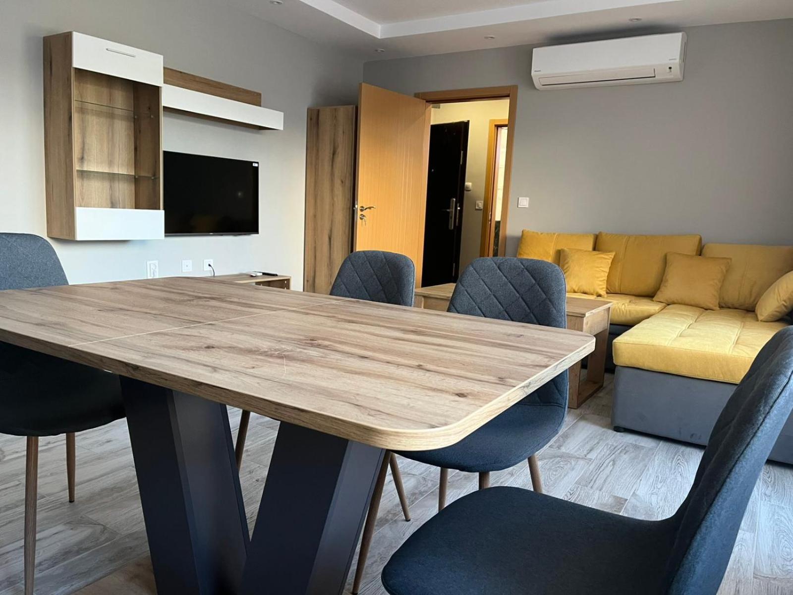 Apartment Plovdiv Esterno foto